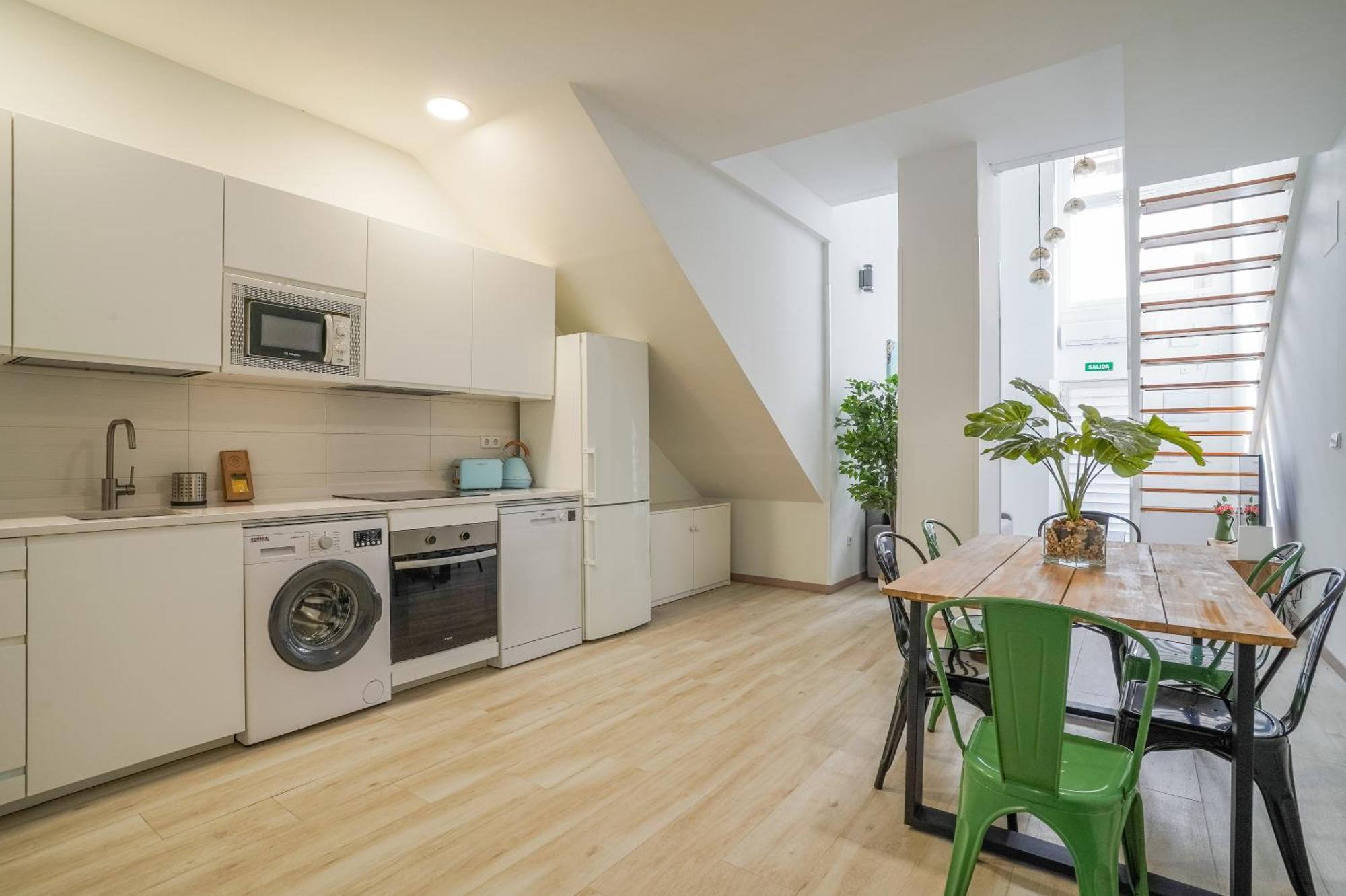 Modern Duplex-2Bedrooms 1.5Baths-Delicias Мадрид Екстер'єр фото